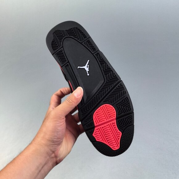 Nike Air Jordan 4 casual fashion sneakers
